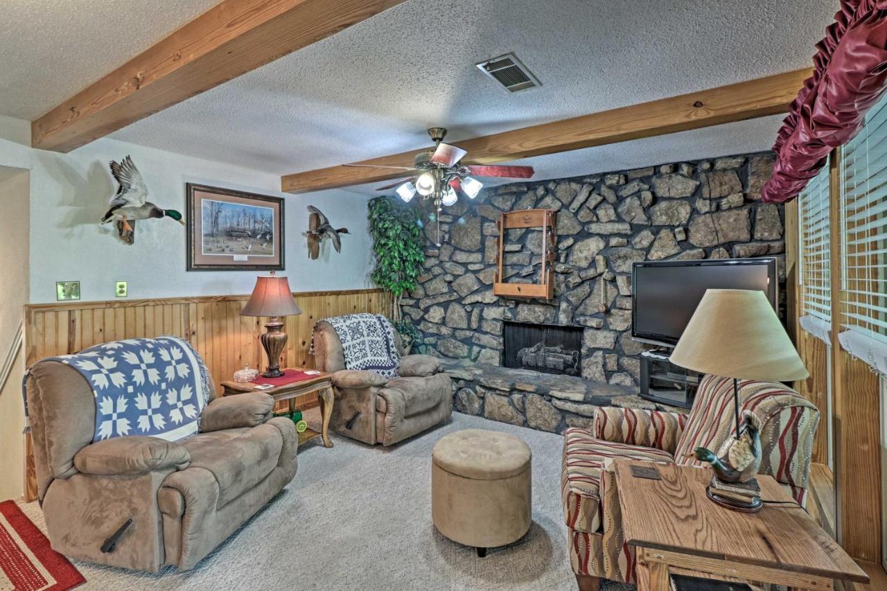 Secluded Edgemont Getaway With Huge Outdoor Deck! Villa Fairfield Bay Bagian luar foto