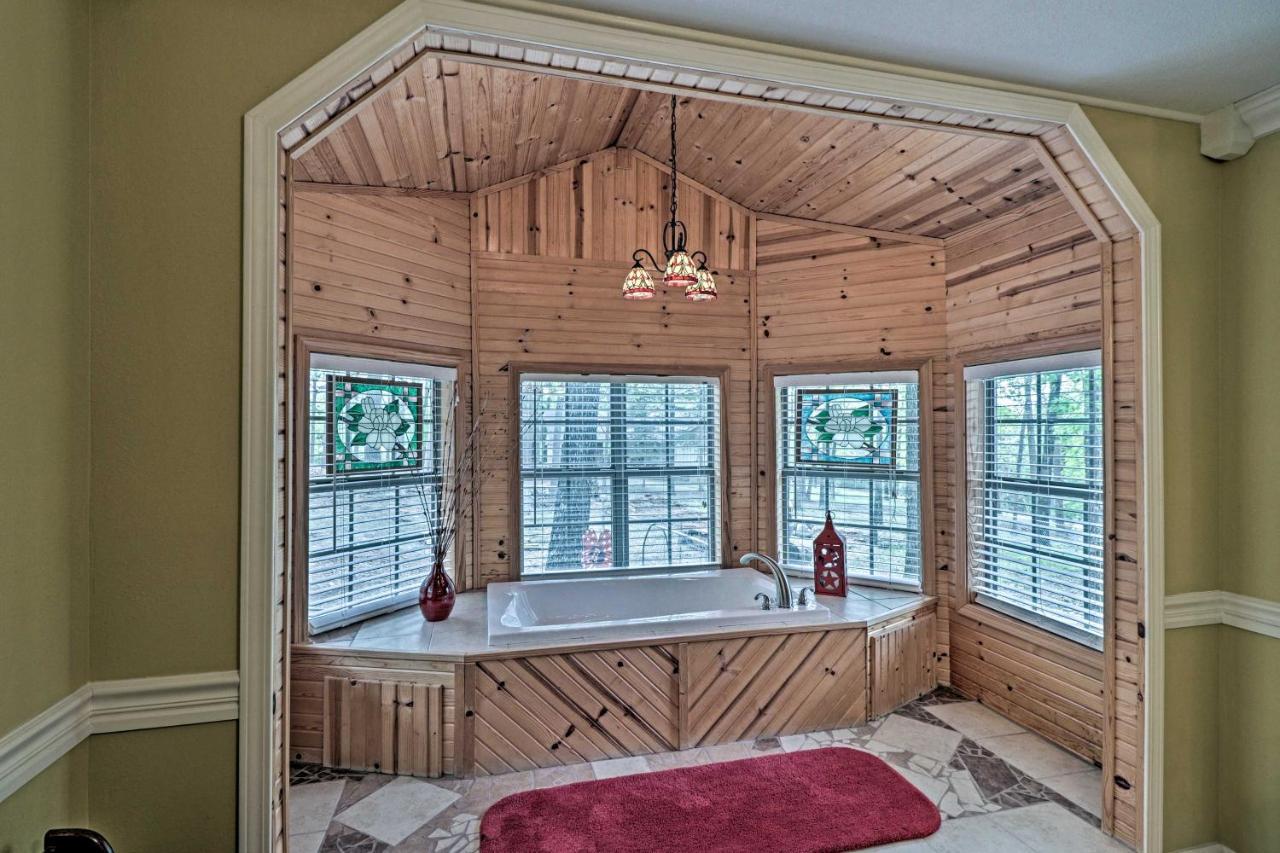 Secluded Edgemont Getaway With Huge Outdoor Deck! Villa Fairfield Bay Bagian luar foto