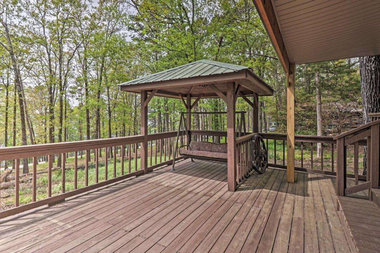 Secluded Edgemont Getaway With Huge Outdoor Deck! Villa Fairfield Bay Bagian luar foto